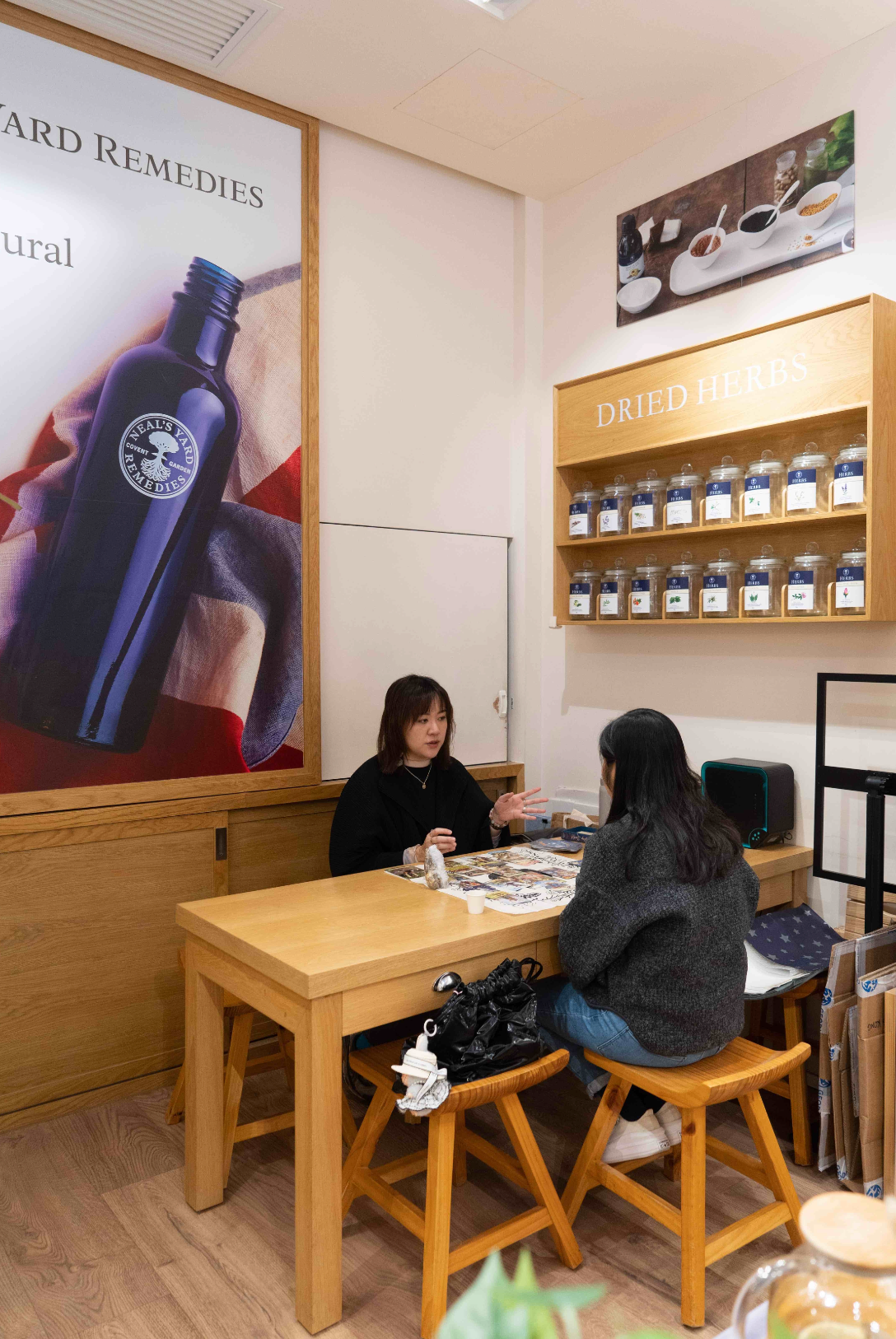 奧海城 Neal's Yard Remedies x Cherrie - 芳療塔羅工作坊