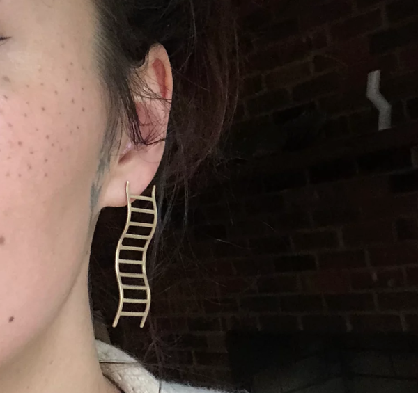 Wavy Ladder